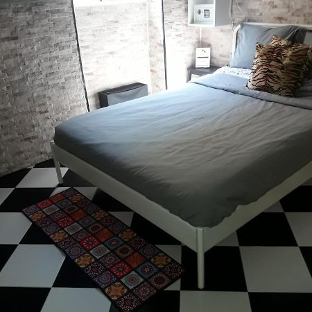 Apartamento La Escapada Малага Екстериор снимка