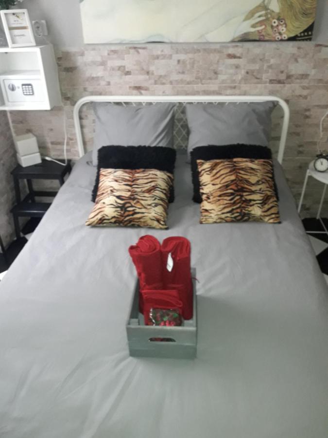 Apartamento La Escapada Малага Екстериор снимка