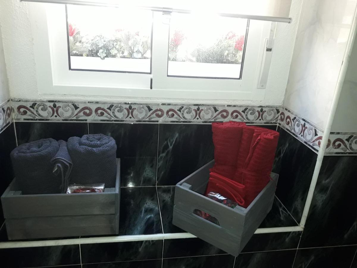 Apartamento La Escapada Малага Екстериор снимка